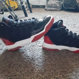 Jordan Max Aura Off-Court